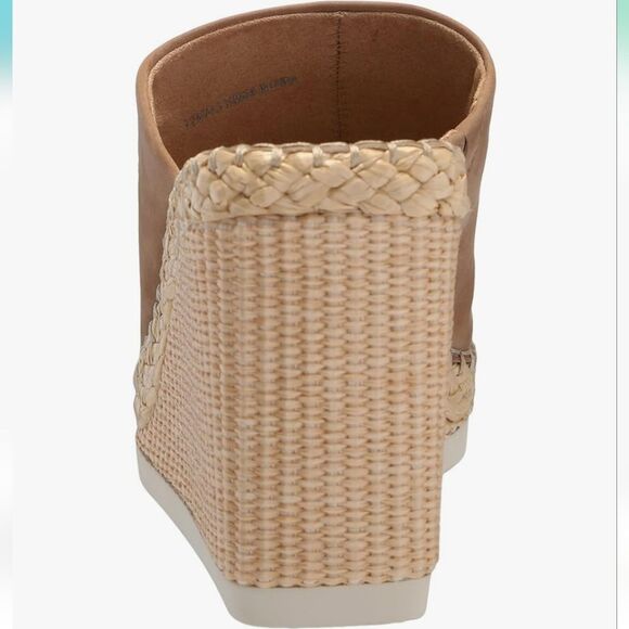 NEW Vince Camuto Brissia Wedge Espadrille Sandals  Size 11  Tortilla Tan Nubuck - Picture 2 of 5